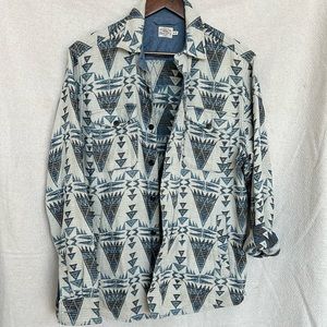 Faherty Men's White Button Down Shirt with Black and Blue Pattern - Size M